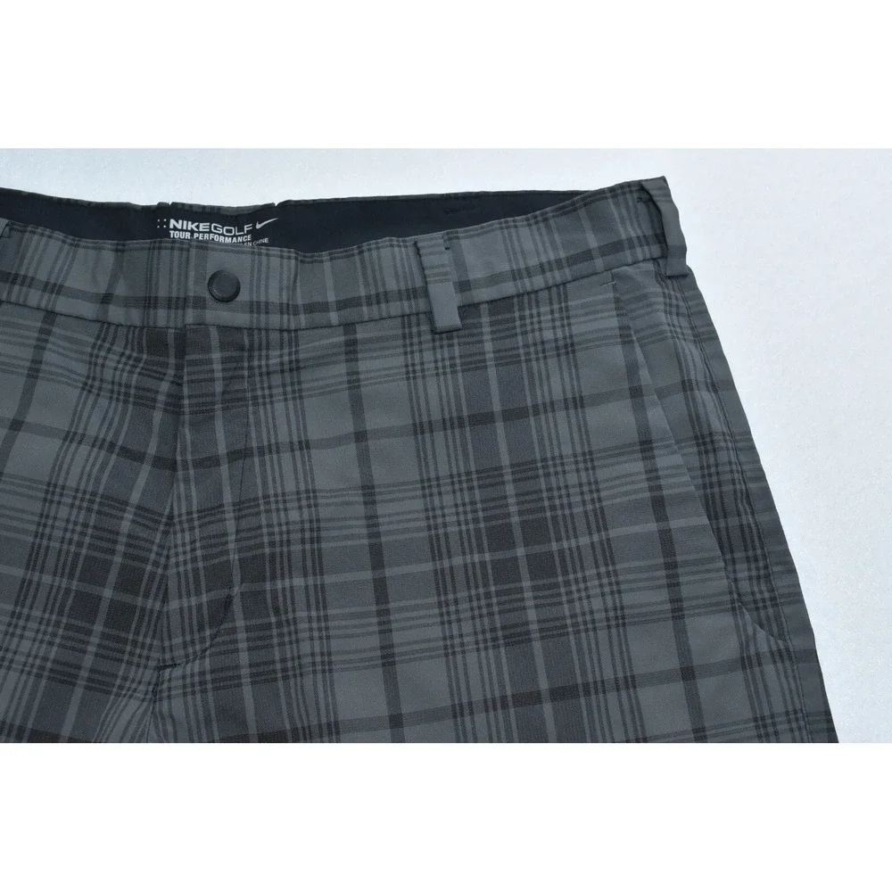 Nike Golf Tour Performance Mens Shorts Size 35 Gray/Black Plaid Chino Flat Front